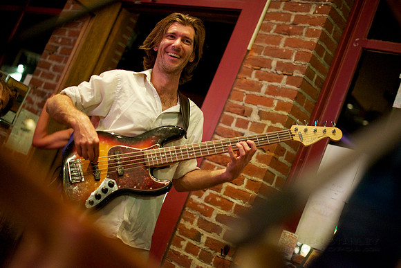 Live music and jam sessions in Ashland, Oregon, USA 2012. Jeff Stanley. Photography by Peter Stanley, 2012