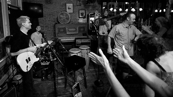 Live music and jam sessions in Ashland, Oregon, USA 2012. Jeff Stanley. Photography by Peter Stanley, 2012