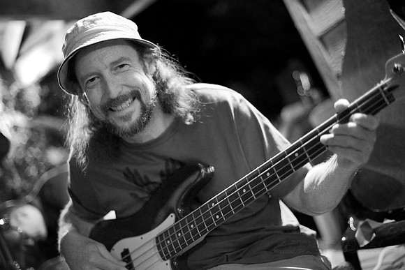 Live music and jam sessions in Ashland, Oregon, USA 2012. Jeff Stanley. Photography by Peter Stanley, 2012